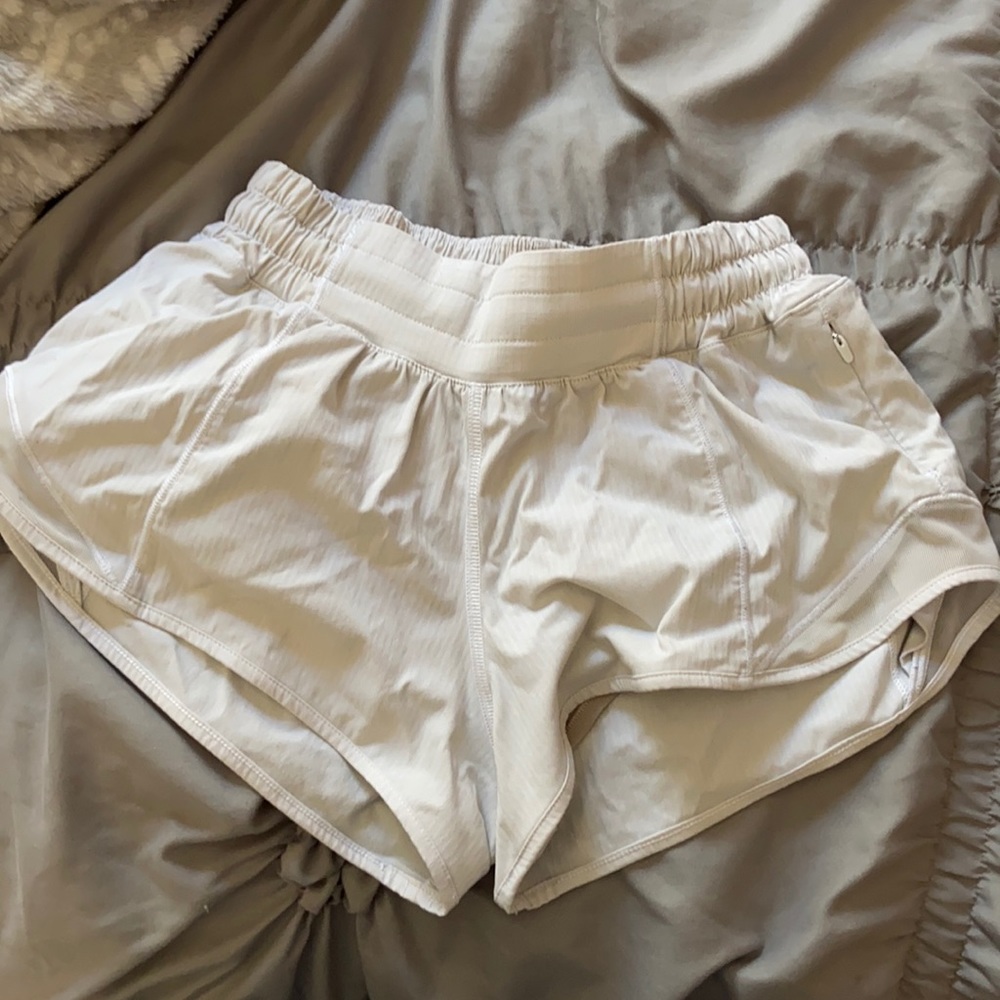 lululemon shorts hotty hot